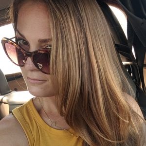 Meet your Posher, Jacqueline